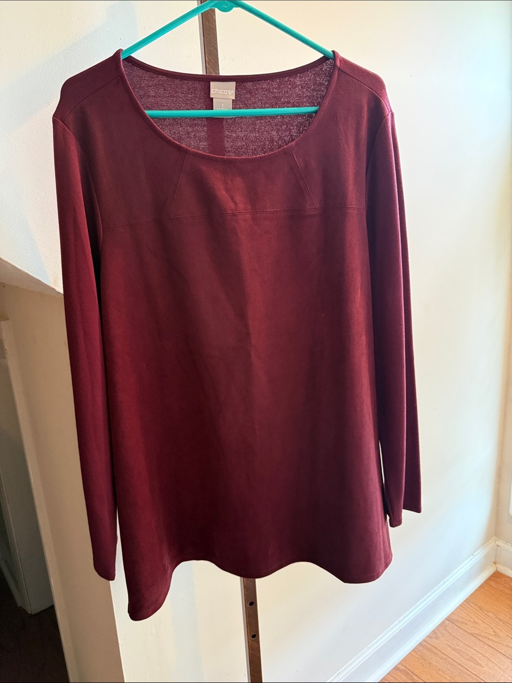Chico’sEncore Jeans Women's Scoop Neck Long Sleeve Top - Burgundy